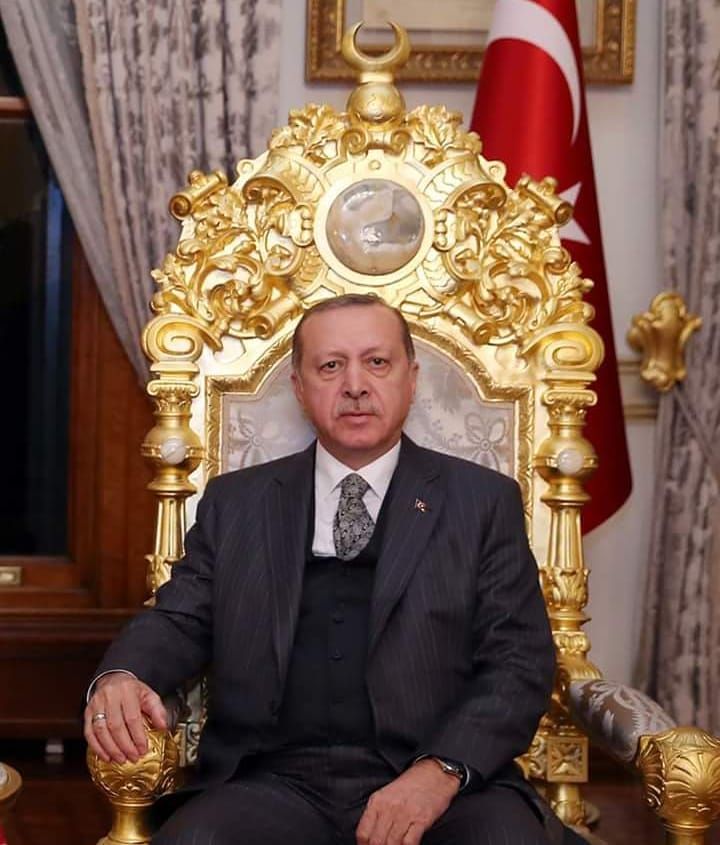 8 gün önce Somali'ye 30 milyon dolar hibe eden Erdoğan, yangın ve sel felaketlerinden zarar gören yurttaşlar için IBAN verme kararı aldı
bit.ly/3yLktxA