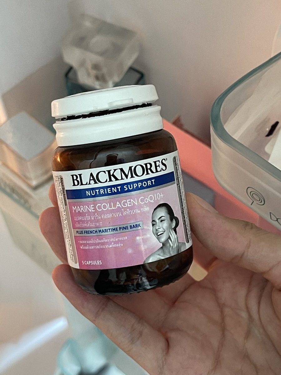 ttacer_'s tweet photo. อาหารเสริมลูกรัก ยกให้ Blackmores Marine Collagen CoQ10+✨ เป็นคอลลาเจนที่ช่วยบำรุง ซ่อมเเซม ฟื้นฟูผิวที่เสื่อมสภาพ คือเลิศมาก ผิวไบร์ทขึ้น เปล่งปลั่งขึ้นแบบรู้สึกได้เลยอะ สุดรักก😭💗 #ของดีบอกต่อ #howtobeauty #ใช้ดีบอกต่อ #รีวิว https://t.co/w2y4PG4Ypm