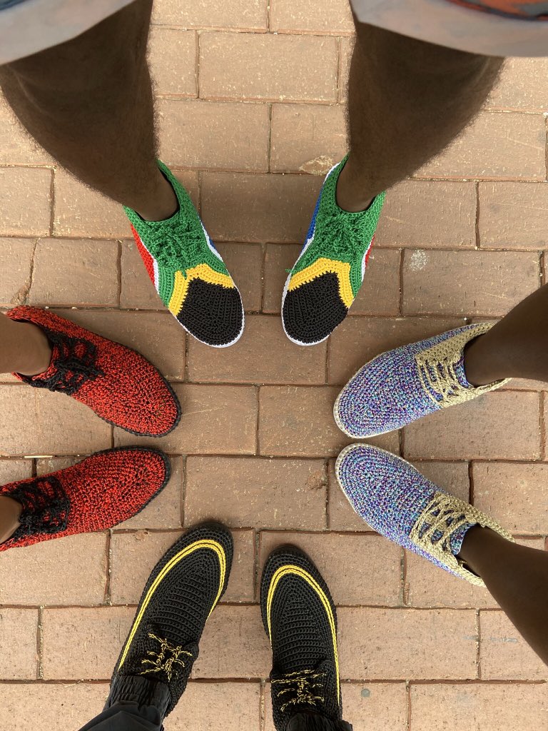 MamaKeaDesigns's tweet photo. It’s Friday the 13th get yourself in a pair of these fire #MKDfootwear there’s a color for you. DM us or alternatively WhatsApp us on 079 528 8611 to place an order delivery nationwide 🚚 📦  #Izolo https://t.co/l5Cv5HVeWM
