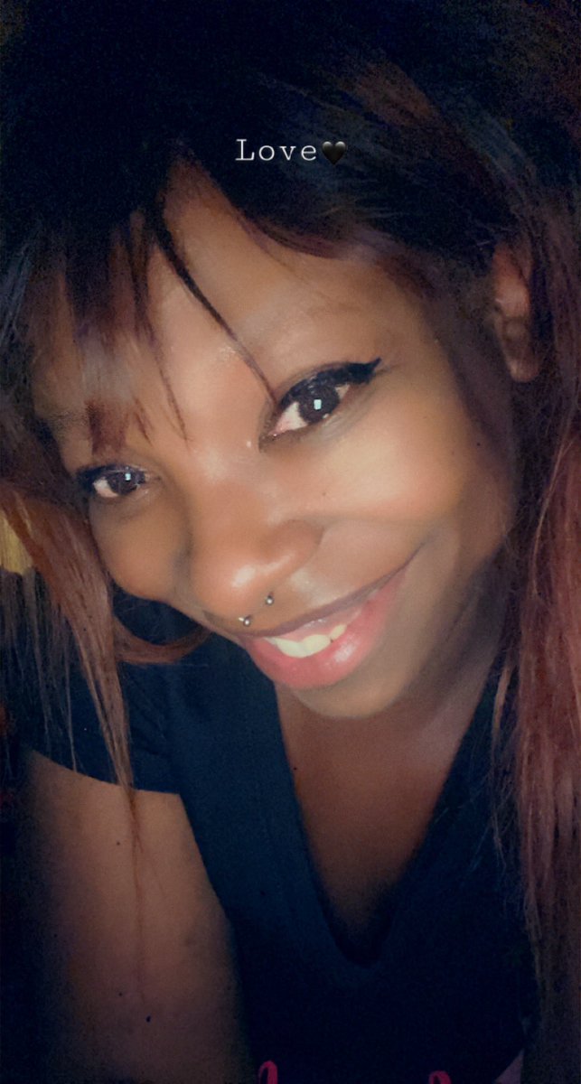 kataleyatsllc's tweet photo. Eyeliner https://t.co/kl3jUcDZFS