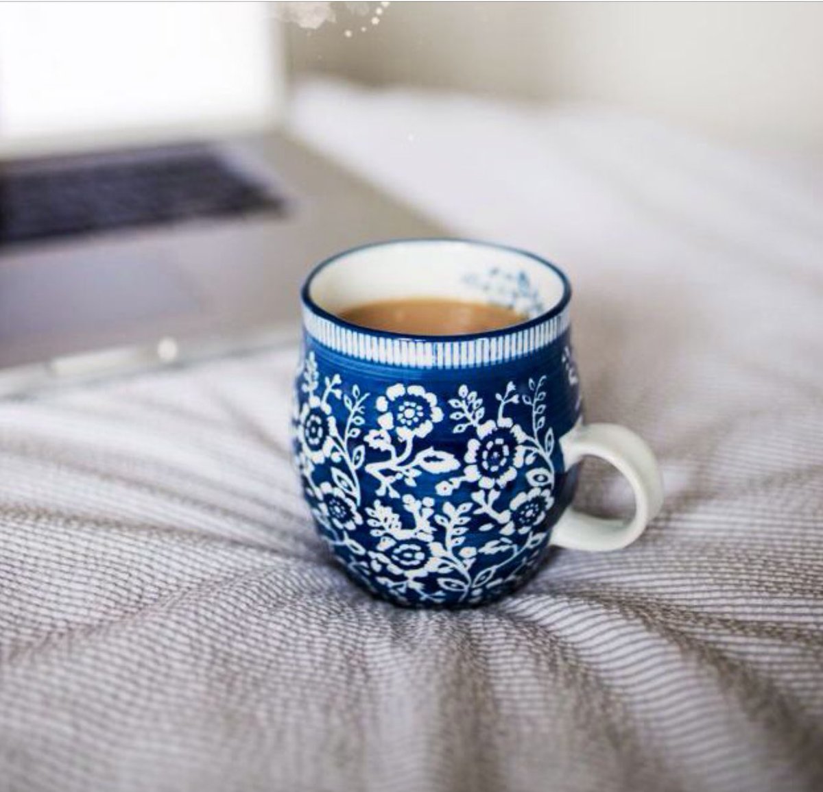 ☕️☕️☕️

Friends bring happiness into your life.
Really clever friends bring #coffee.   :))

<a href="/Cbp8Cindy/">Cindy QB Pearl 👠&🐇</a> <a href="/QueenBeanCoffee/">TheQueenBean</a> <a href="/suziday123/">Suzi Day</a> <a href="/LoveCoffeeHour/">LoveCoffeeHour</a> <a href="/FreshRoasters/">Charlene F 🌉☕🍰🍫🍷☔</a> <a href="/Stefeenew/">Have a great day 🕎❄️😘☕️🎂🌸💕🎉🟦</a> 

#FridayVibes #FridayFeeling #FridayThoughts #CoffeeMorning #CoffeeLovers #coffeetime
