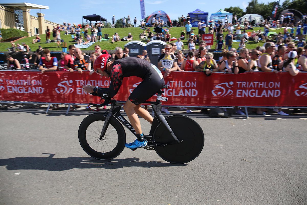 There are lots of good reasons to enter  <a href="/HUUBDesign/">HUUB Design</a> Triathlon Relays. The opportunity to cheer on your friends &amp; tri-family is just one of them! Entries still open!! 
trisociety.co.uk/events/triathl…