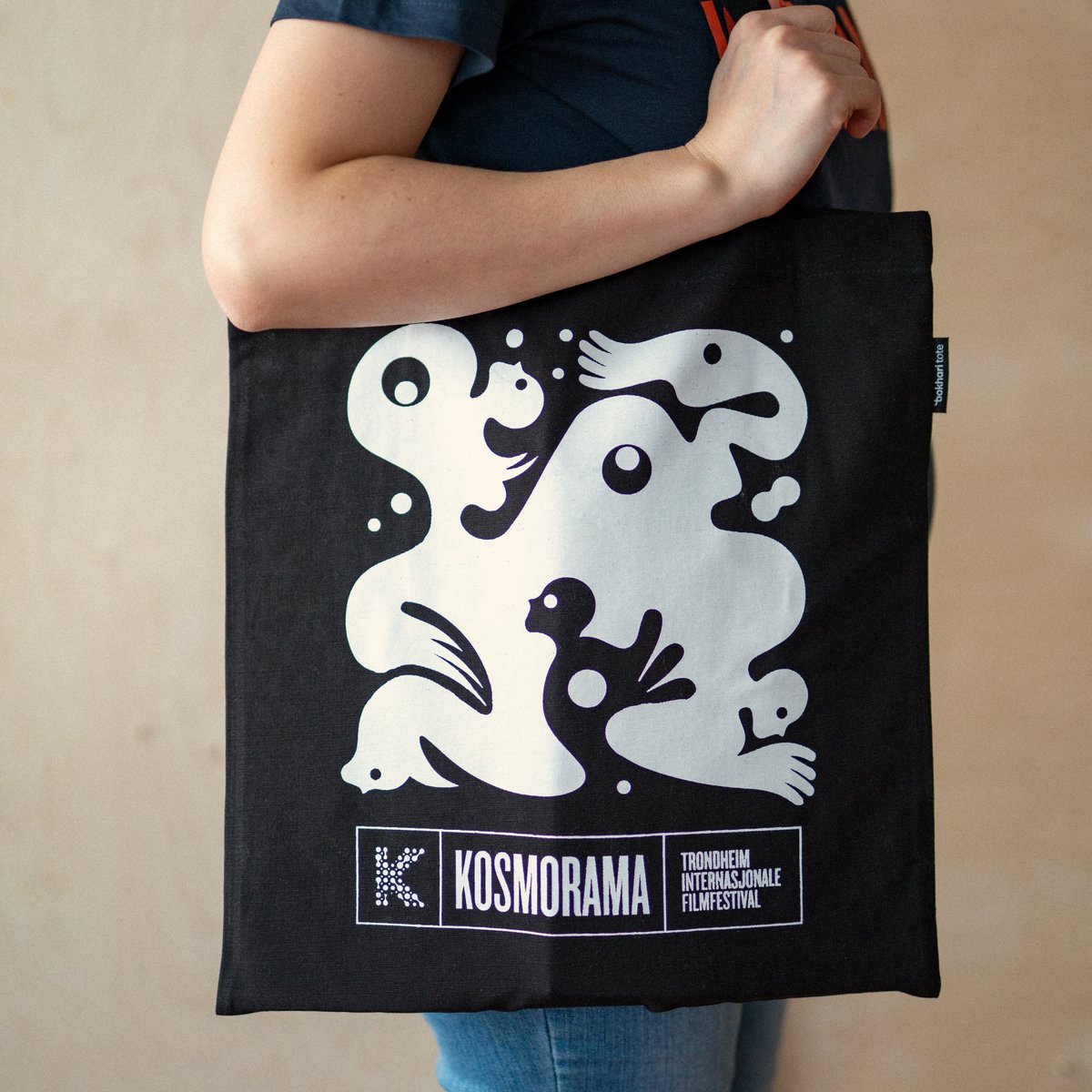 For our hardcore fans: Kosmorama merch: kosmorama.no/aktuelt/kosmor…