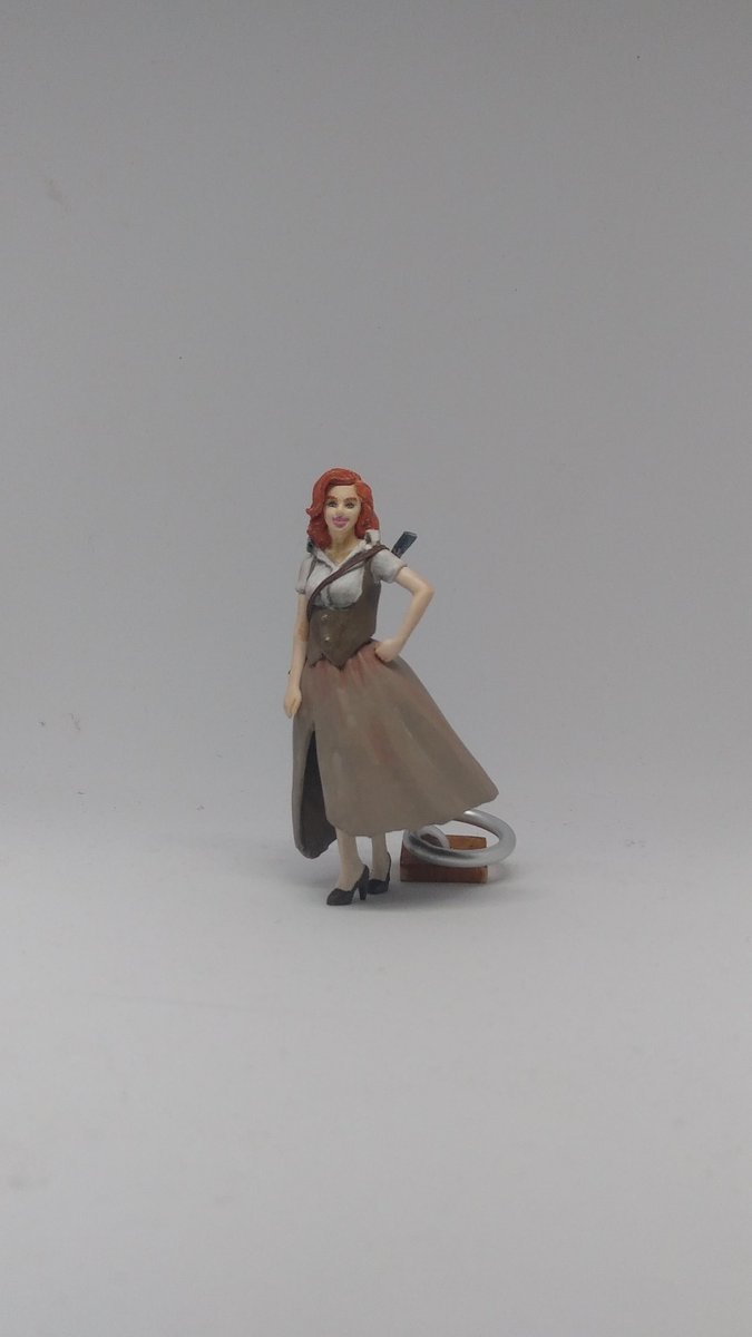 彦星コノハ 野生の組み替えモデラー ハセガワ1 24フィギュアコレクション50 Sアメリカンガールズ改造 完成 スチームパンクの表現に合わせるべく服装の改造して乗組員ぽくライフル背負わせて製作しました スカート切って重心も狂ってしまったので自立