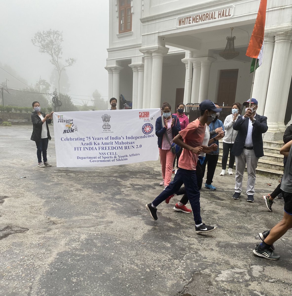 bhutiatseten10's tweet image. #freedomrun2 #AzadikaAmritMahatsov NSS Cell Sikkim launched the Fit India Freedom Run2.0 @ianuragthakur @DIPAKKU17546934 @nss_rd