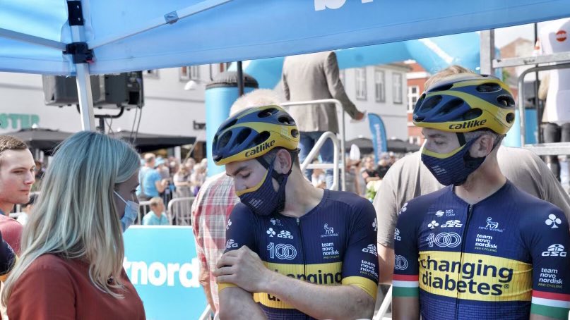 Thx for the support to the @TeamNovoNordisk riders who race at this year’s #PNDKR21 to show everyone what’s possible with #diabetes 💪 Great to see <a href="/CKrzyrosiak/">Christina Krzyrosiak Hansen</a>, Mayor of Holbæk, who also lives with #type1diabetes, and our Prime Minister, Mette Frederiksen, cheering for the team!