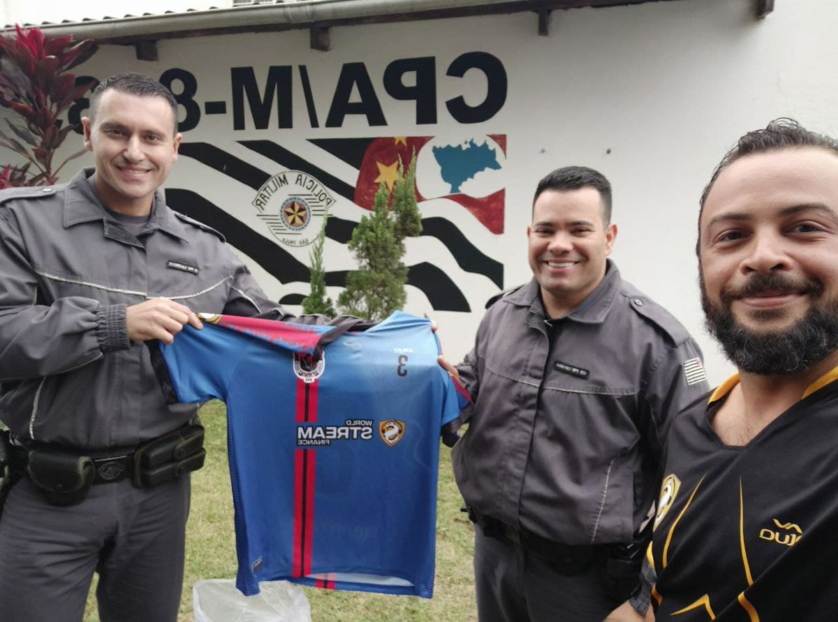 WStreamFinance's tweet photo. Parceria com o time da polícia do estado de São Paulo concluída🥳
Uma honra estar com @ThiagoValeriote e todo o 33º BPM e entregar em mãos os uniformes de seu time🔥🚀🌕
@RiseUp_Token @SatoshiStrBets
#CoinMarketCap #Coingecko #bitcoin #btc #Binance #bnb
#WorldStreamArmy https://t.co/iD0MPBqygd