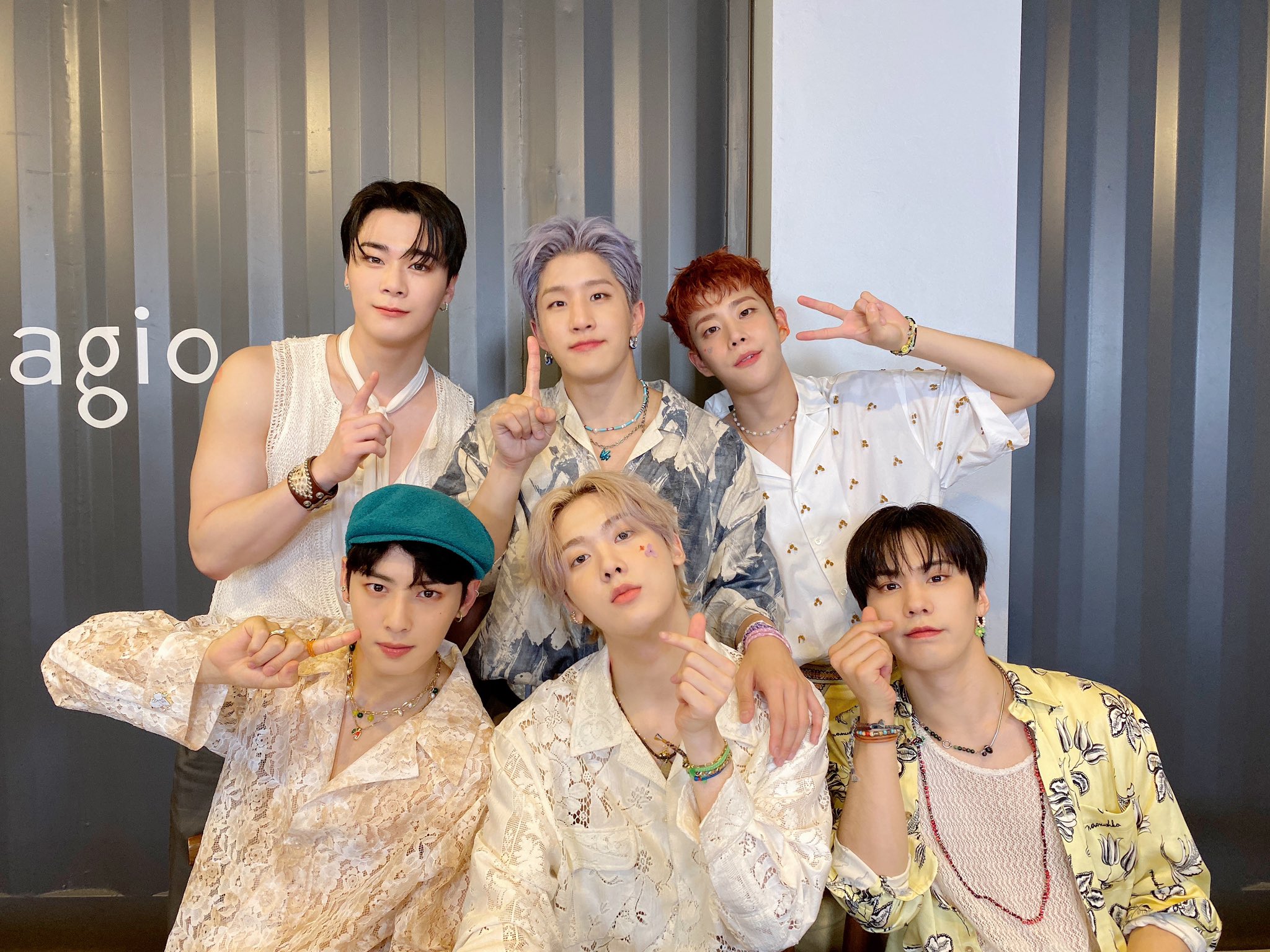 ASTRO アストロ リリイベ 大阪 ムンビン 握手会 サイン会 ASTRO アストロ リリイベ 大阪 ムンビン 握手会 サイン会 - メルカリ