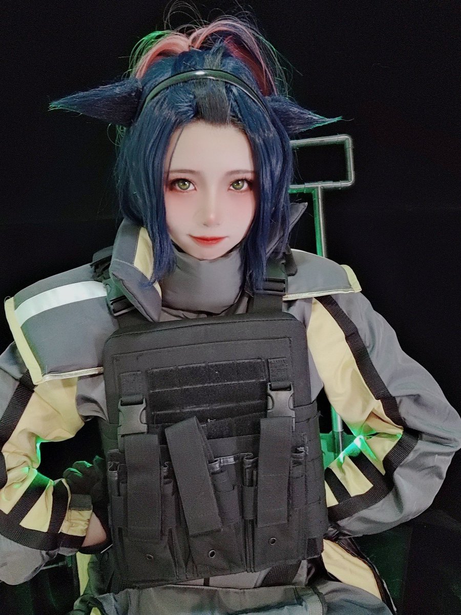 你问我为什么选择这套装备？
“看起来很安全”

#明日方舟 #杰西卡 https://t.co/A1Ja29Ysp4