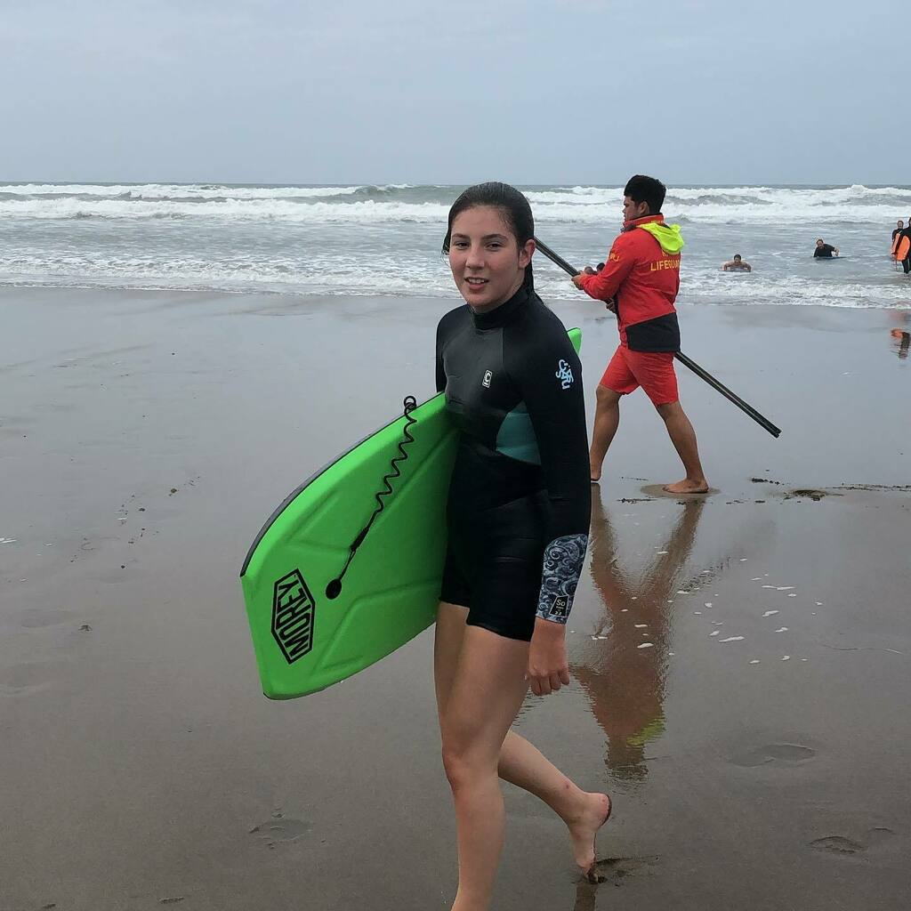 Beach babe 🏄‍♀️