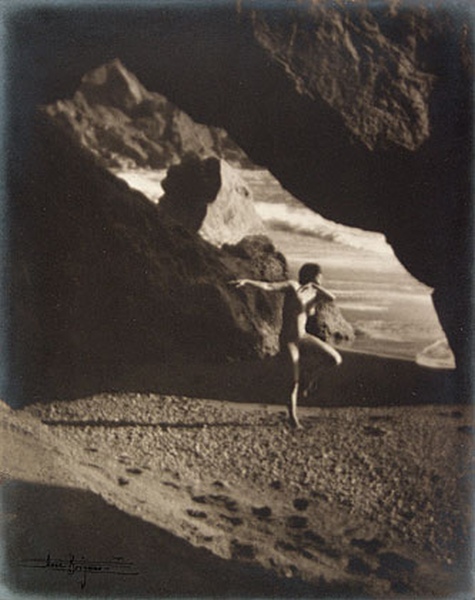 WomensArtForAll's tweet photo. Untitled #brigman #annebrigman https://t.co/XKeDilSXOQ