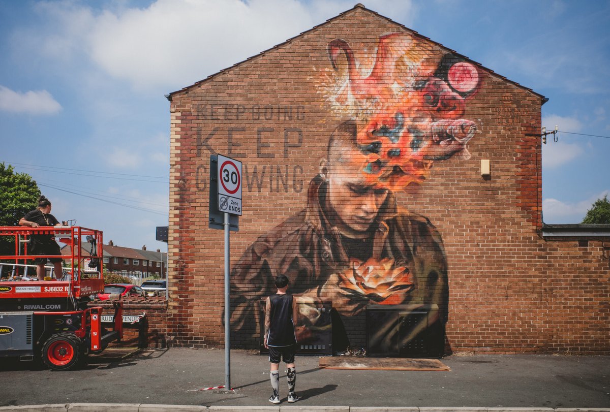 Art In Liverpool (@artinliverpool) on Twitter photo News: St Helens community unveils two new murals created by internationally renowned street artists <a href="/Nomad_clan/">Nomad Clan</a> celebrating its past, present and future.
Read more: artinliverpool.com/news/st-helens… News: St Helens community unveils two new murals created by internationally renowned street artists <a href="/Nomad_clan/">Nomad Clan</a> celebrating its past, present and future.
Read more: artinliverpool.com/news/st-helens…