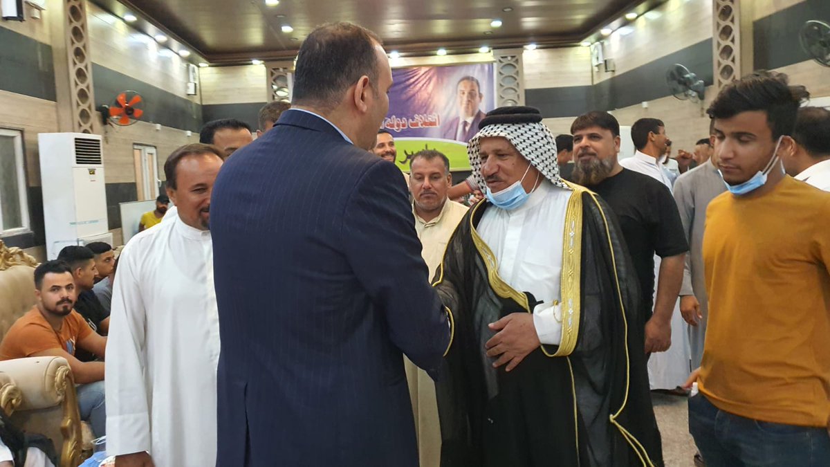 Tat7G's tweet photo. الشيوخ تقف مع المالكي 
#البنيه_التحتيه_مشروعنا https://t.co/tJJJ4LEnEq