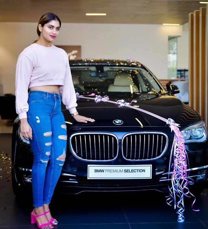 Harish32442883's tweet photo. @iamshivani_n 
Proud max💥
#ShivaniNarayanan https://t.co/XVYwpz4yY5