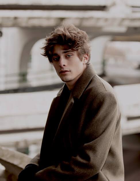 intrusivist's tweet image. ⠀

  ˗ ˏˋ  starter    call.    .ᐟ 

⠀⠀like for a gif starter (potential context), retweet for a short written starter. 

⠀