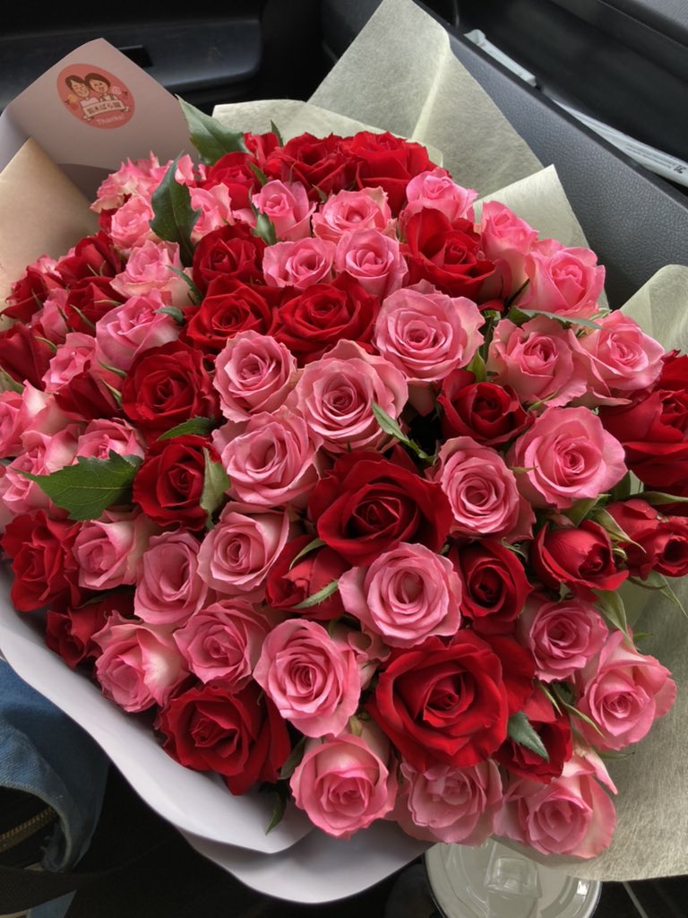 ばらえり バラと共に楽しむ 皆んなと笑う バラ栽培農家 鈴木ばら園 バラだけの花束 皆さま お疲れ様です 切り花用バラ農家