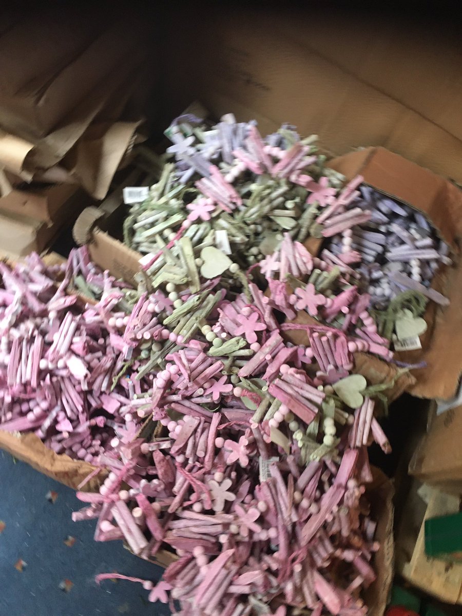 desnor55's tweet photo. EUROBAZAR
Houtlaan 12, Drachten 

Van donderdag t/m zondag
Van 09.00tot 17:00
Zondags van 11.00 tot 17.00

Alles voor €1, - per stuk

Iedere week nieuwe aanvoer 
300m2 winkelplezier met nieuwe goederen https://t.co/NdRs4TQuZP