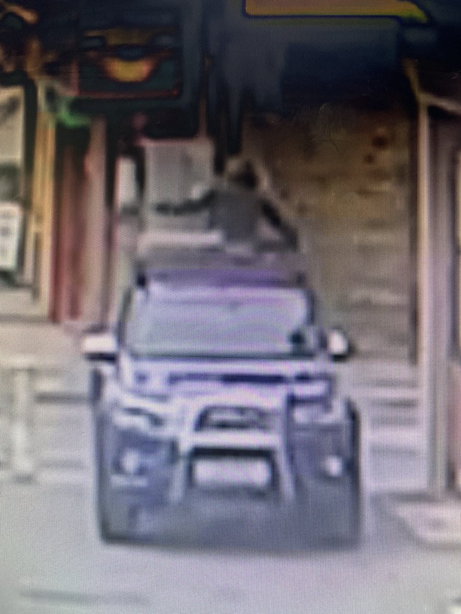 📷 TDC CCTV caught someone thoughtlessly #flytipping furniture on Canterbury Road, Margate a few weeks ago. 

❌ This is illegal! We will prosecute or fine anyone we catch fly tipping, as this person found out.

Please email sse@thanet.gov.uk to help us put an end to this.