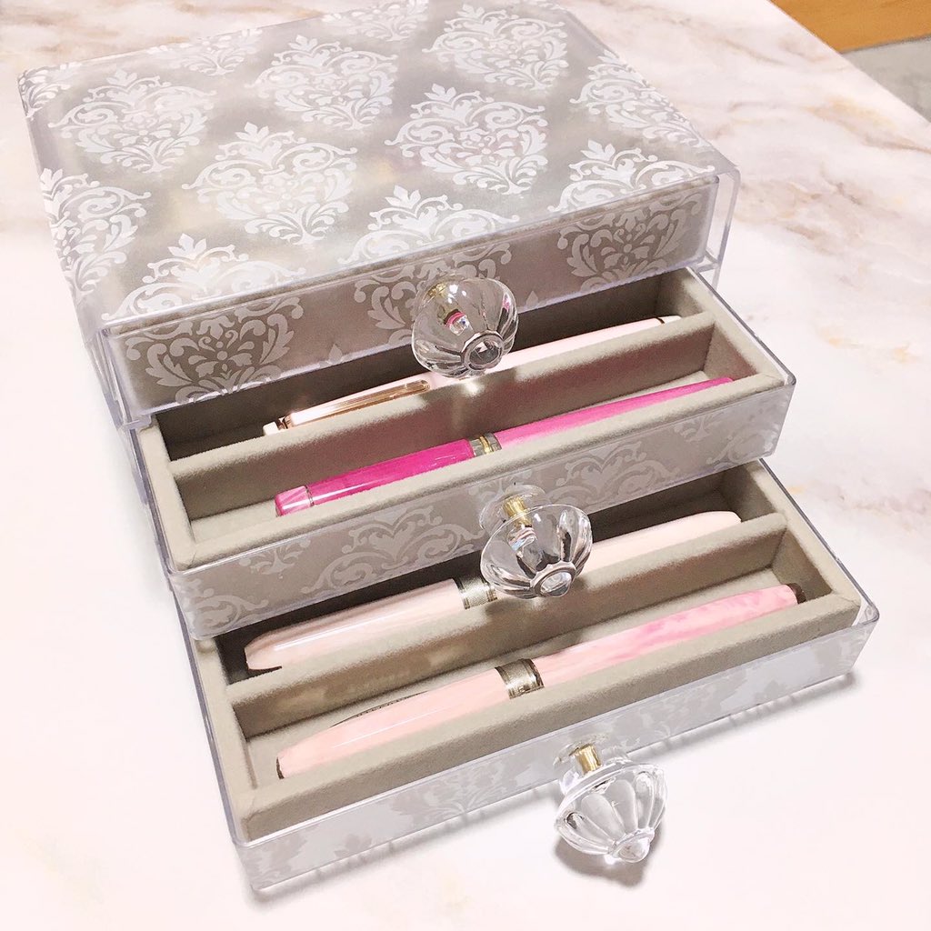 エリー tweet media