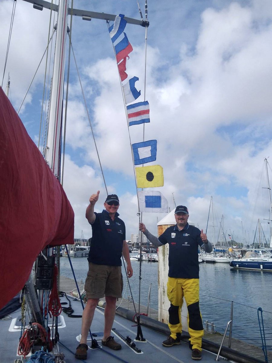 iFUJIMO's tweet photo. Fujimo day six: finish time 13 Aug - 09:13:24 ⛵️☝🏻😀
#Fujimo #RolexFastnetRace #Baromedical #Navipedia https://t.co/FiTs6PXrNi