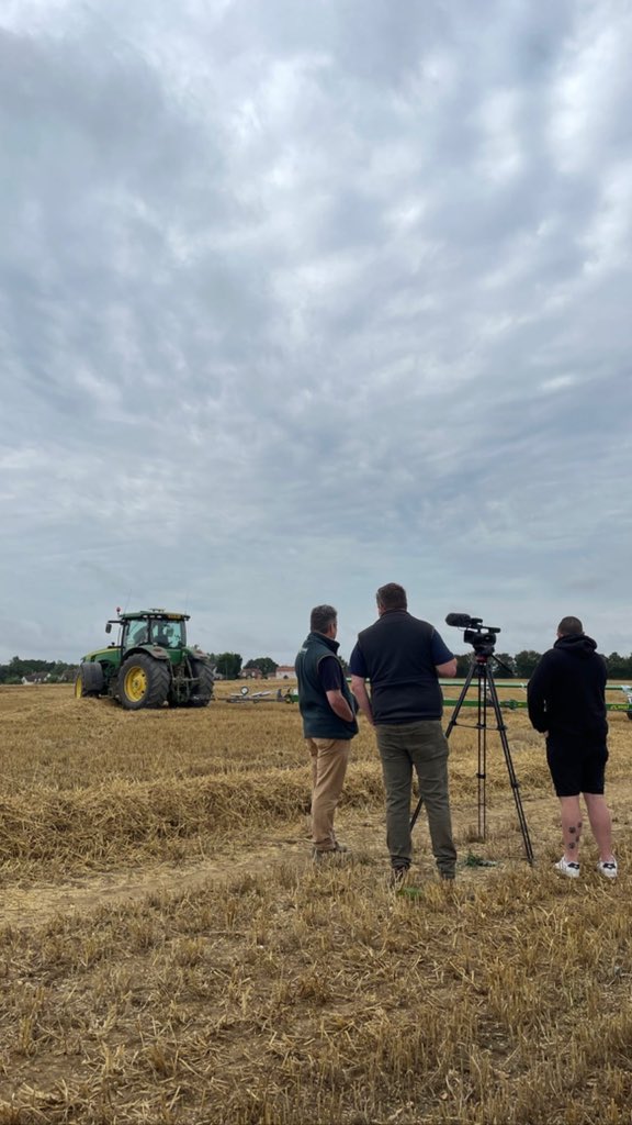 TuckwellGroup's tweet photo. We are out on the field today gathering customer testimonials with @FarmersGuide! Keep your eyes on us for some fantastic @JohnDeere 9X content! https://t.co/af9uvsIFIp