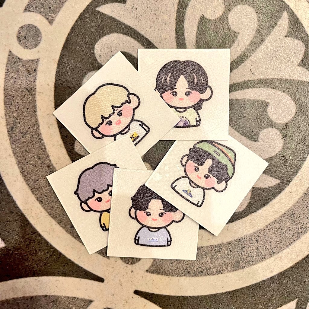 TXT_STCAFE's tweet photo. 💕 STILL STREAMING LOVER의 첫번째 추가 특전

💕 띠부띠부 씰 (5종 중 랜덤)

* 추가 특전의 수령 방법은 17일 오후 7시 공개됩니다
* 도안 제작 (@pickledesign007)

💪 컴백까지 함께 달려요 💪 https://t.co/R3VMNBqJ0U