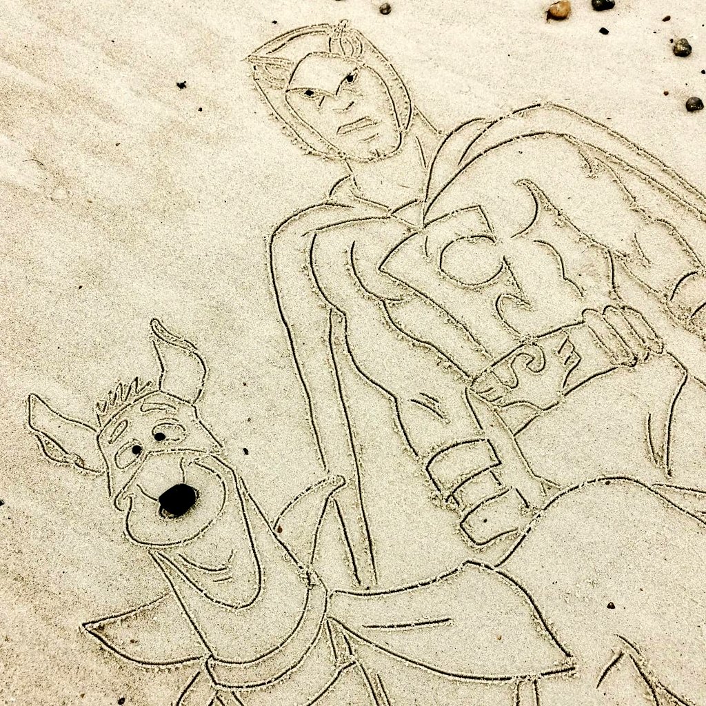 DigiDaughter's tweet photo. Stay Heroic 💚💙 #Dynomutt #DogWonder #dog #BlueFalcon #hannabarbera #ScoobyDoo #DaringDuo #CrimeFighters #TaftBroadcasting #Robot
💛 #StaySafe #sanddrawing #beachart 🌊🌊🌊 #Lockdown2021 #morale #VitaminSea #Lockdown2020 #comics #cartoons ✍️ #SandBanksy #shorelinesally 1089-90 https://t.co/BYlr6tbgSL