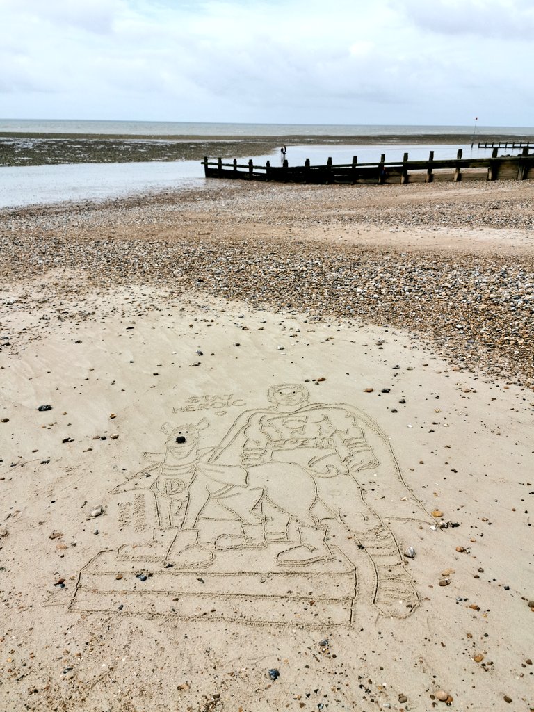 DigiDaughter's tweet photo. Stay Heroic 💚💙 #Dynomutt #DogWonder #dog #BlueFalcon #hannabarbera #ScoobyDoo #DaringDuo #CrimeFighters #TaftBroadcasting #Robot
💛 #StaySafe #sanddrawing #beachart 🌊🌊🌊 #Lockdown2021 #morale #VitaminSea #Lockdown2020 #comics #cartoons ✍️ #SandBanksy #shorelinesally 1089-90 https://t.co/BYlr6tbgSL