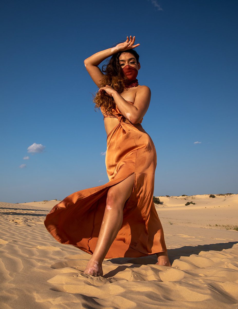 When <a href="/clarissalvarezm/">𝓑𝓪𝓻𝓫𝓲𝓮 🦋</a>  shows up to a set it’s “go time”!