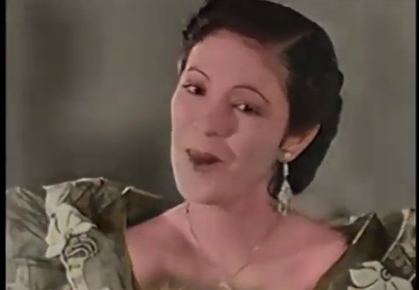 clappylicious's tweet photo. Pre-War gorgeous movie queen and great singer Rosario Moreno 1916-1945 who perished  pregnant in 1945 after a bomb hits her home in Sampaloc during the liberation of Manila. https://t.co/43TeBrgoZD