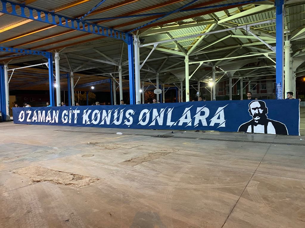 AdsKiremithanee's tweet photo. O ZAMAN GİT KONUŞ ONLARA !!! https://t.co/U5tlOMwlc0