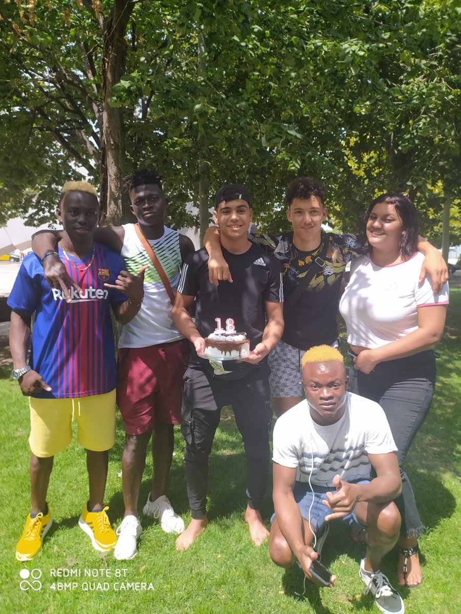 mpujolmany's tweet image. #HumanProject Primer día de ensayo y cumpleaños
@redwan_kab @wisal3345 @mohamedaamir98 @abdul_sumba #AbouBakar #Ousmane 
Gracias por prestaros a jugar conmigo!
"HUMAN PROJECT - Aquí on em veus o els que queden a l'ombra" 
Sabadell, 6 de octubre @sbddretscivils @cialasalamandra