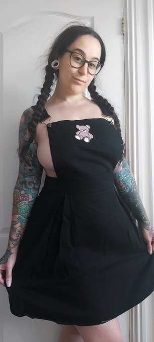 TW Pornstars - Elizabeth_Hunny. The latest pictures and videos from Twitter for all time. Page 11