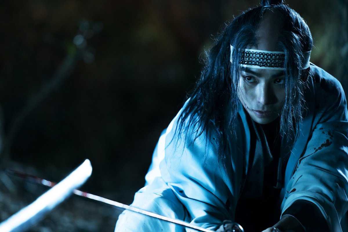 映画 るろうに剣心 最終章 公式アカウント るろ剣名台詞録 新撰組副長助勤 沖田総司 池田屋に抜刀斎を行かせるわけにはいきません 沖田総司 るろうに剣心最終章 The Beginning 剣心と刃を交えた沖田 軽妙な語り口からの怒涛の剣戟 映画 るろうに剣心 最終章 公式アカウント るろ剣名台詞録 新撰組副長助勤 沖田総司 池田屋に抜刀斎を行かせるわけにはいきません 沖田総司 るろうに剣心最終章 The Beginning 剣心と刃を交えた沖田 軽妙な語り口からの怒涛の剣戟