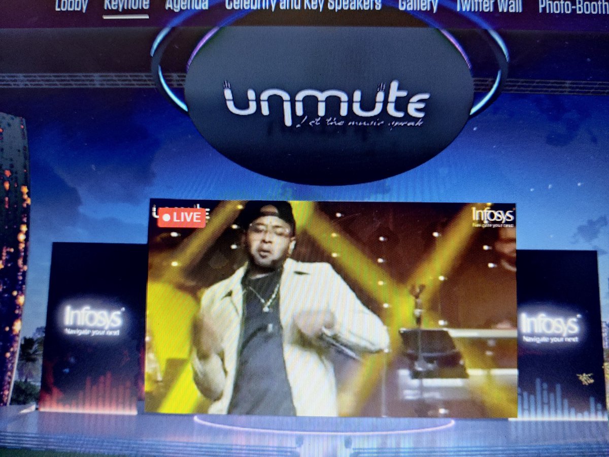 yogesh_khare's tweet image. Enjoying live concert of @Benny_Dayal Thank you @Infosys for this different experience. Enjoying it with family. Especially Buttabumma song and Ghungaru #unmute #infydiaries #lifeatinfosys #bennydayal #bennyatinfy