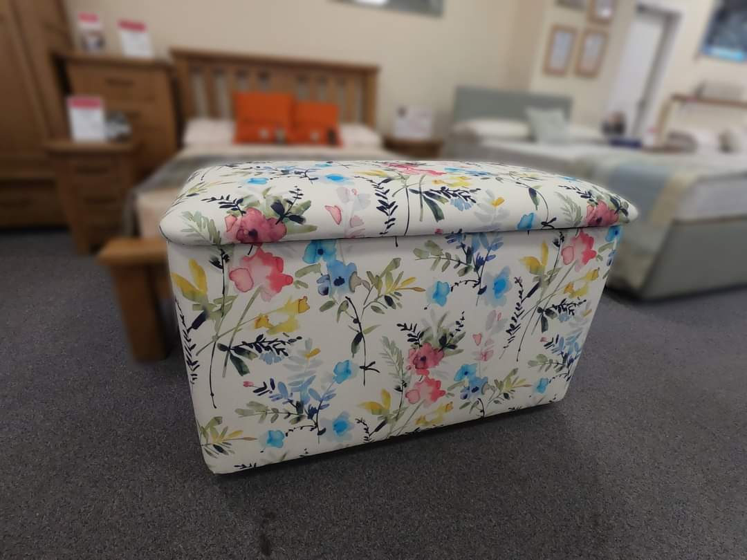If you're in need of a special gift for someone, or just want to spruce up a room, we've got you covered! 😉 

Our beautiful ottomans and footstools are handmade by our wonderful staff in our workshop, and can be customised to whatever size you'd like, in any fabric you'd like!✨