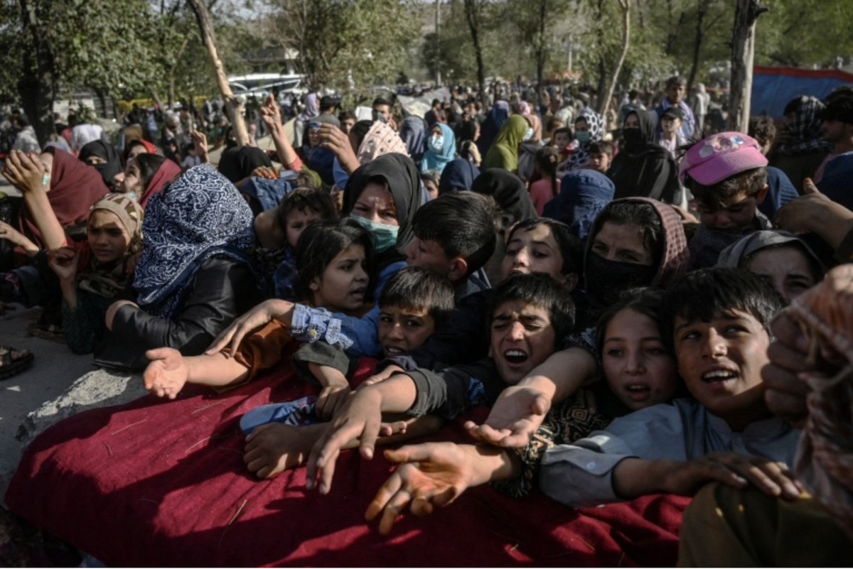 AviKaner's tweet photo. Praying for the 38 million people of Afghanistan, especially the women and children whose lives are literally being destroyed as the world remains silent. https://t.co/4hQE5e4HvB