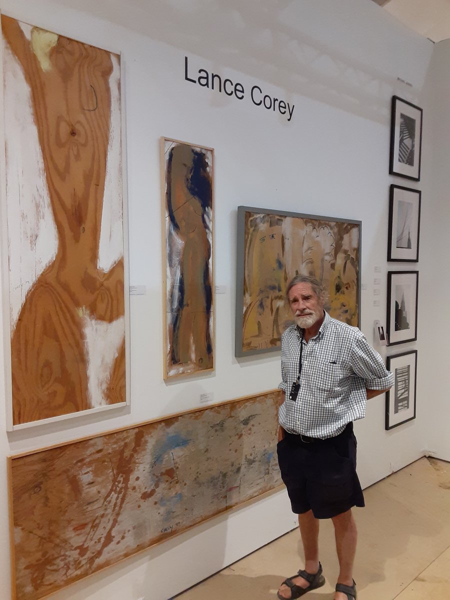 artblendGallery's tweet photo. Lance Corey showing his amazing art at Market Art &amp; Design https://t.co/F7hoqWP5FG