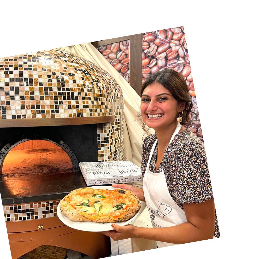 Be proud of you and smile! 
📌eatandwalkitaly.it
📞+393922324104
#eatandwalkitaly #cookingclass #cookingclassnapoli #pizzaclass #neapolitanpizza #pizza #pizzamaking #pizzalovers #pizzanapoletana #napoli #naples #italianrecipe #foodtravel #travelfoodie #italiancuisine