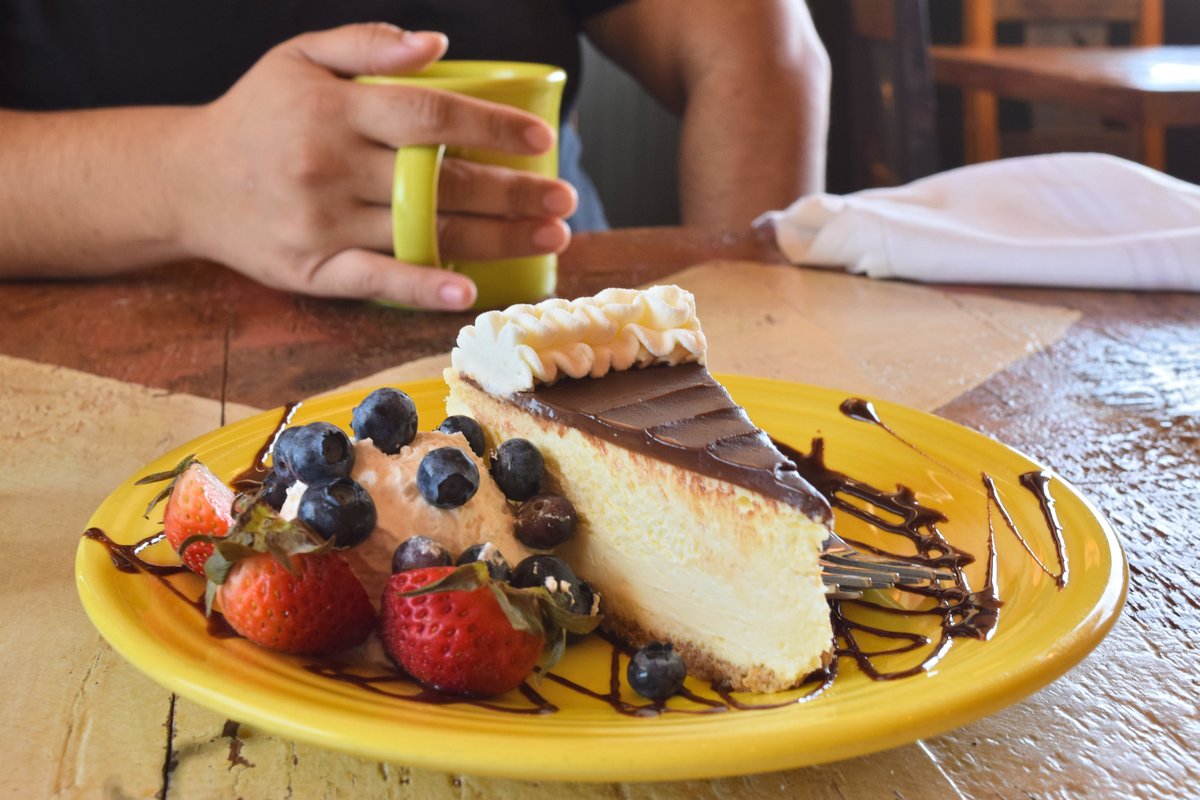 Why not do dessert first? At Range
Café we encourage you to satisfy your sweet tooth any
time of the day! Coffee and cheesecake sounds like a
PERFECT way to start any day #dessertfirst
