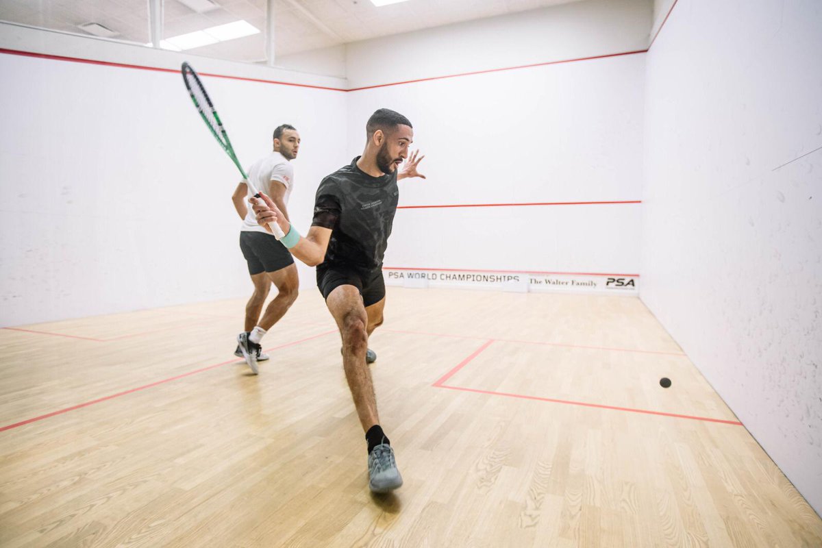 Declan James Signs 2-Year Deal With Eye.

eyerackets.com/blogs/news/dec…

#TeamEye #DareToBeDifferent #TheDarkKnight