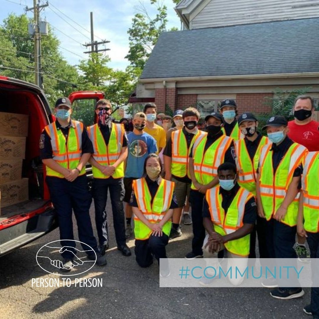 p2phelps's tweet photo. #fbf ... Thank you to the #NorwalkPublicSafetyCadets for helping load 50 Blessing Boxes, containing approximately 35lbs of produce, dairy items, and packaged goods, during last week's heatwave! 

#flashbackfriday #communityservice #helpingothers #blessingboxes #norwalkct #norwalk https://t.co/iJPgdDwuJ4