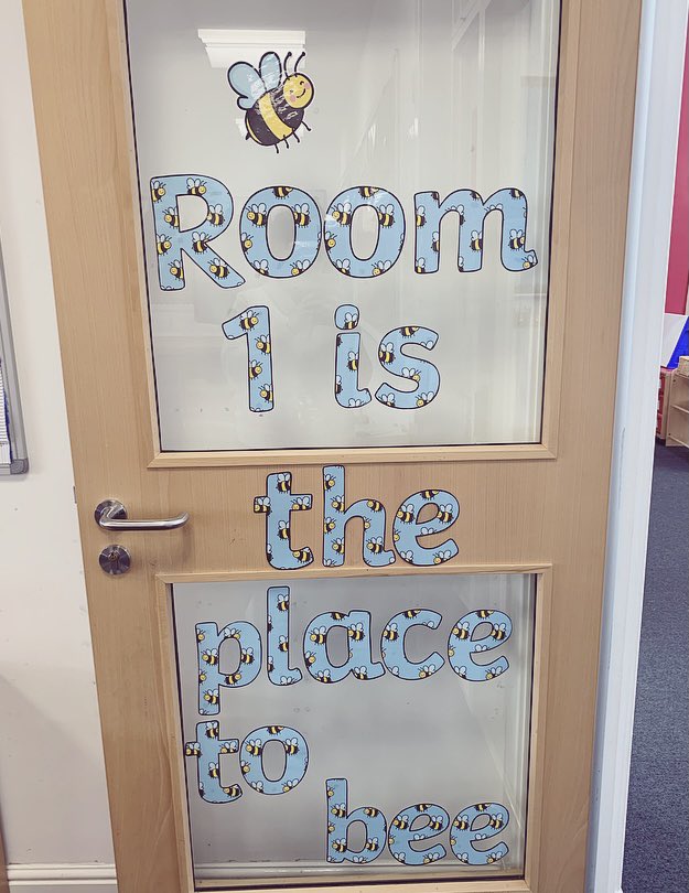 Classroom is all ready for Primary 1 on Monday! I’m so excited to meet my new class 🐝