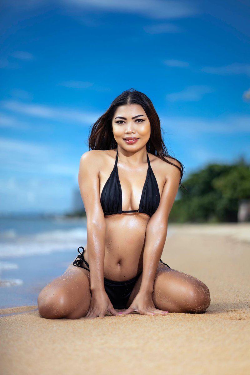 phawineee36's tweet photo. Would you like to be with me on the beach?💋💞⛱🌊🏖
.
.
.
.
#Beach #sea #bikinigirl #bikini
#Thailand #singlegirl #single
#tannedgirl #smile #behappy
#amazing #pressfollow
#Twitter #OnlyFans https://t.co/ei6BE8NRPQ