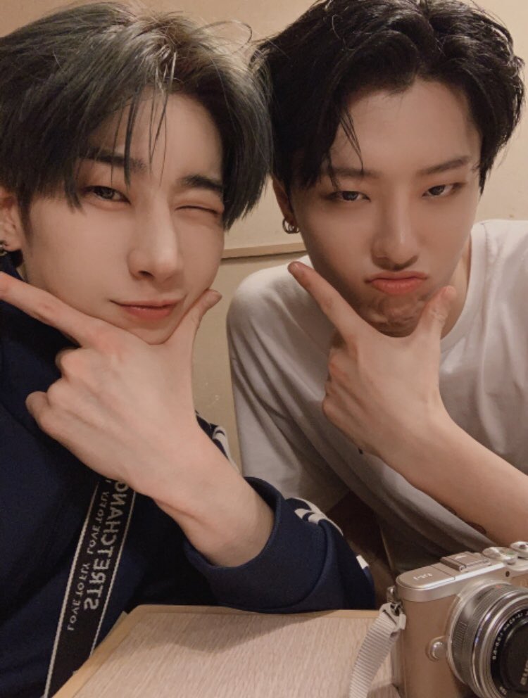 tsundere_yohan's tweet photo. We want an upgrade:        The upgrade 😭 https://t.co/2YUdUXd6Ze
