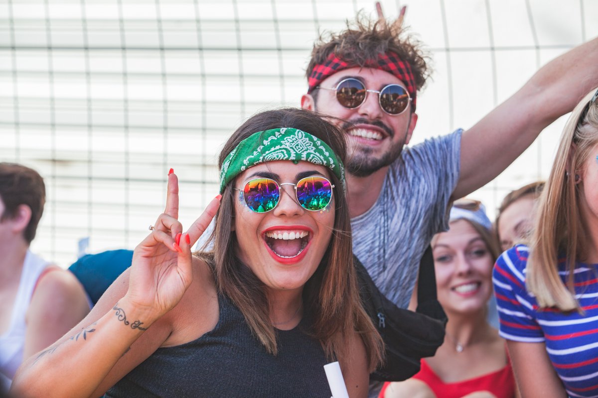 🎧 A partir du 19 août, vivez la #FaceB du #CabaretVert
📅 Durant 5 semaines, l'illustre bâtiment de la #Macérienne deviendra un lieu culturel éphémère ouvert 6 jours sur 7.
📲 Découvrez sans plus tarder la programmation ➡ bit.ly/programme-faceb 

📸 AT

#Ardennes #Charleville