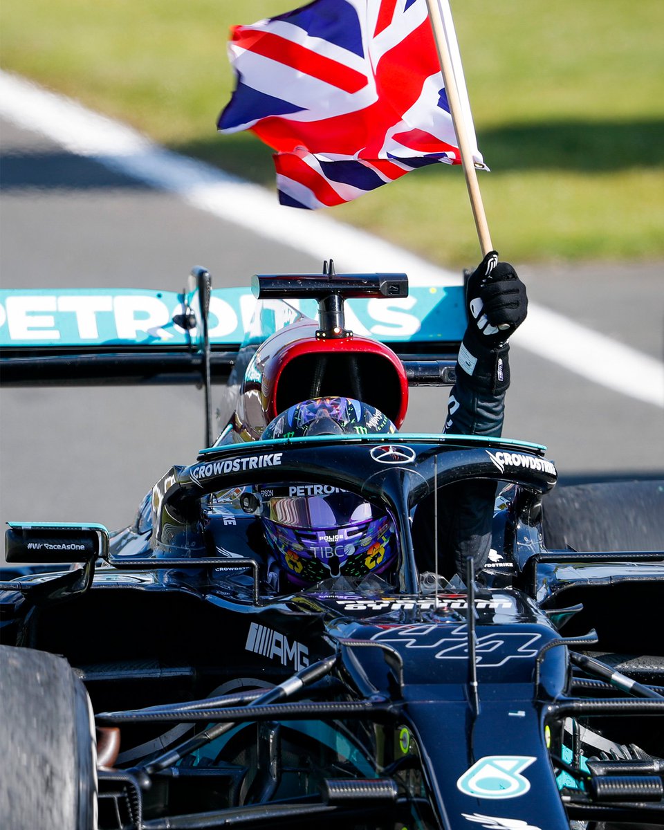 My favourite moment of <a href="/F1/">Formula 1</a> 2021 so far is... 

👉 ___________________

We'll go first! ❤️