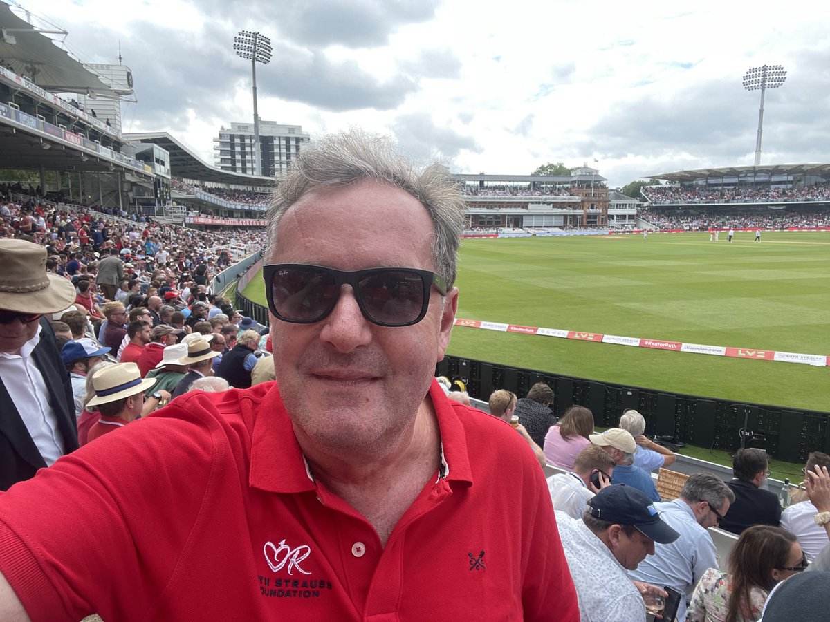 Piers Morgan tweet media