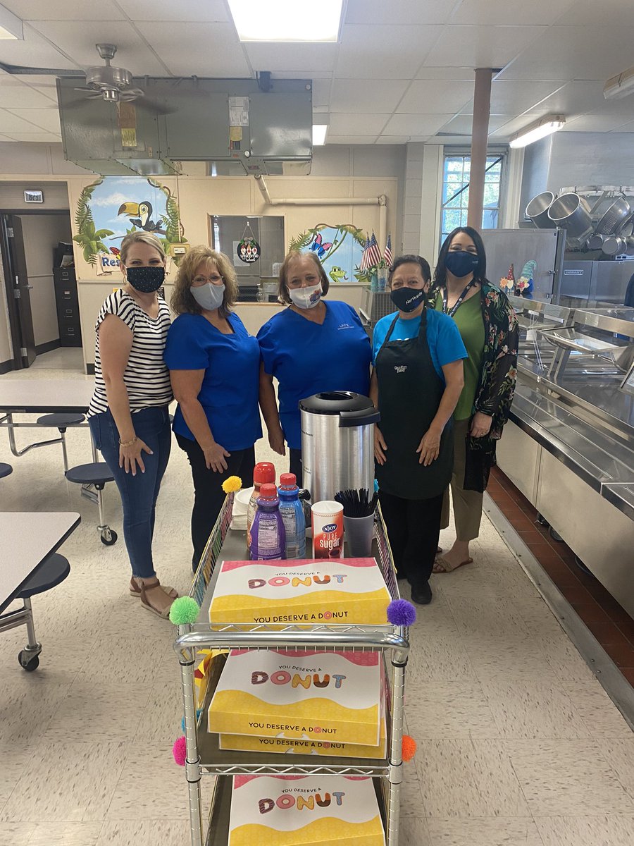 KellyLabauve's tweet photo. Friday treats for the staff @NSE_Panthers https://t.co/rrjsj4VCgM