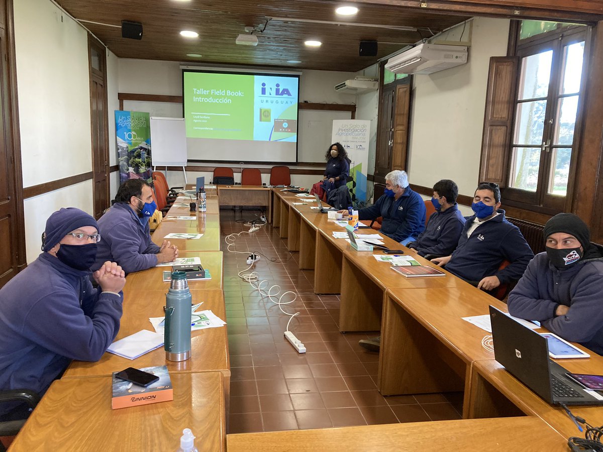 PaulaSilva_Uy's tweet image. Field Book app training at @INIA_UY for field data collection by Leydi Sevillano. Thanks to @TrevorRife for creating this awesome tool 👩🏼‍💻🧑🏽‍💻👩🏼‍🌾👨🏽‍🌾

Entrenamiento en el uso de la aplicación Field Book para toma de datos en el campo. Gracias a Leydi Sevillano por la presentación.